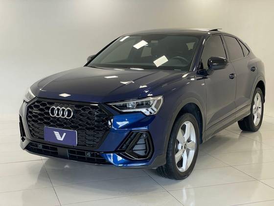 AUDI Q3 2.0 40 TFSI GASOLINA SPORTBACK PERFORMANCE BLACK QUATTRO TIPTRONIC